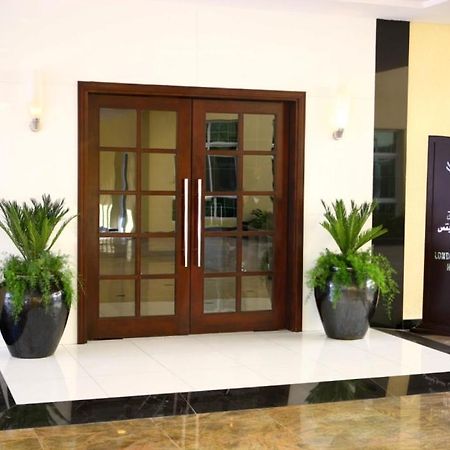 London Suites Hotel Dubaj Kültér fotó